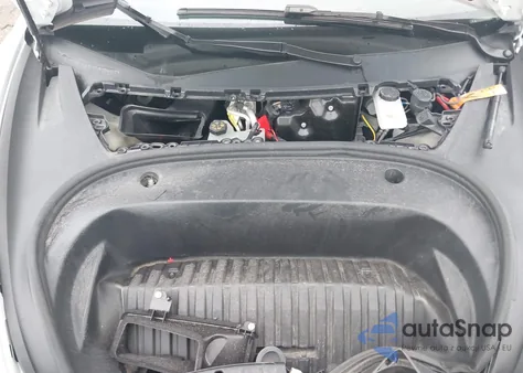 2023 Tesla Model 3 Rear-Wheel Drive z USA, uszkodzony, nr VIN 5YJ3E1EA9PF557880